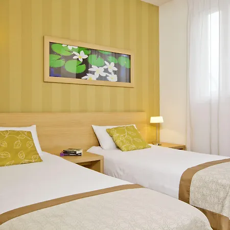 厄斯德姆克莱蒙费朗日尔戈维亚酒店 公寓式酒店