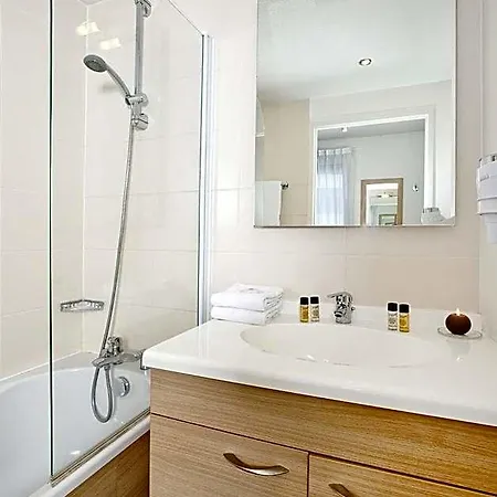 Residhome Ferrand Gergovia 3*